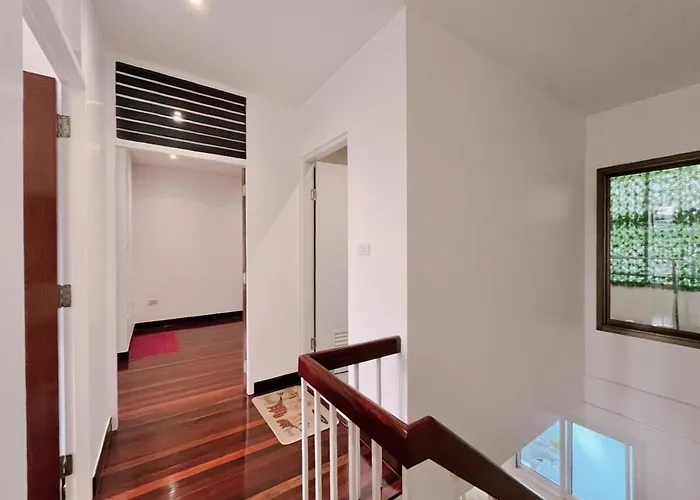 Mrt-accessible & Delightful Family Hub! Holiday home