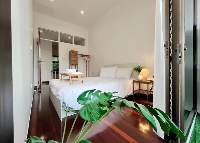 Holiday home Mrt-accessible & Delightful Family Hub!